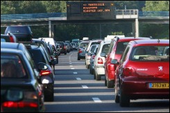 Circulation: 509 kilom�tres de bouchons � 10H30, pic attendu vers midi